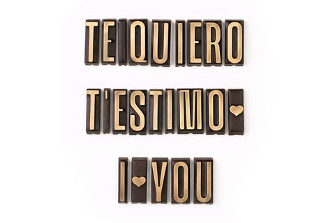 Mensaje personalizado de chocolate. Chocolate artesano con diseño original y exclusido de Chocoletters