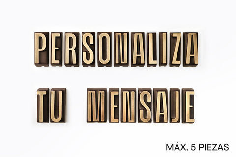 Mensaje personalizado de chocolate. Chocolate artesano con diseño original y exclusido de Chocoletters