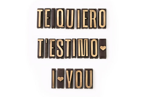 Eventos Figuras de chocolate Letras de chocolate merchandising Tabletas de chocolate para regalar con mensaje de Personaliza tu mensaje Talla L . Elaboradas con . Chocolate artesano . con diseño original y exclusido de Chocoletters