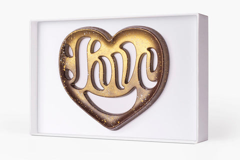 para regalar con mensaje de LOVE . Elaboradas con . Chocolate artesano . con diseño original y exclusido de Chocoletters