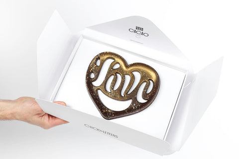 Chocolate para regalar con mensaje de LOVE . Elaboradas con chocolate artesano. Diseño original y exclusivo de ChocoLetters.