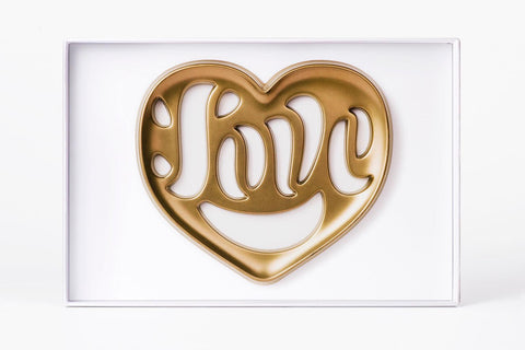 para regalar con mensaje de LOVE . Elaboradas con . Chocolate artesano . Gold con diseño original y exclusido de Chocoletters