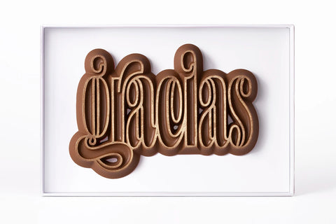 Gracias de chocolate para regalar con mensaje original . Elaboradas con . Chocolate artesano . Con leche Antique gold con diseño original y exclusido de Chocoletters